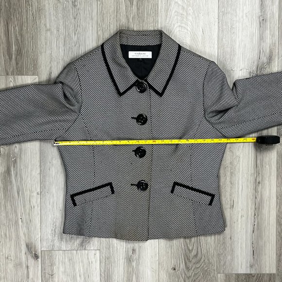 Tahari Arthur S Levine Vintage Black/White Size 14 Blazer - Picture 4 of 7